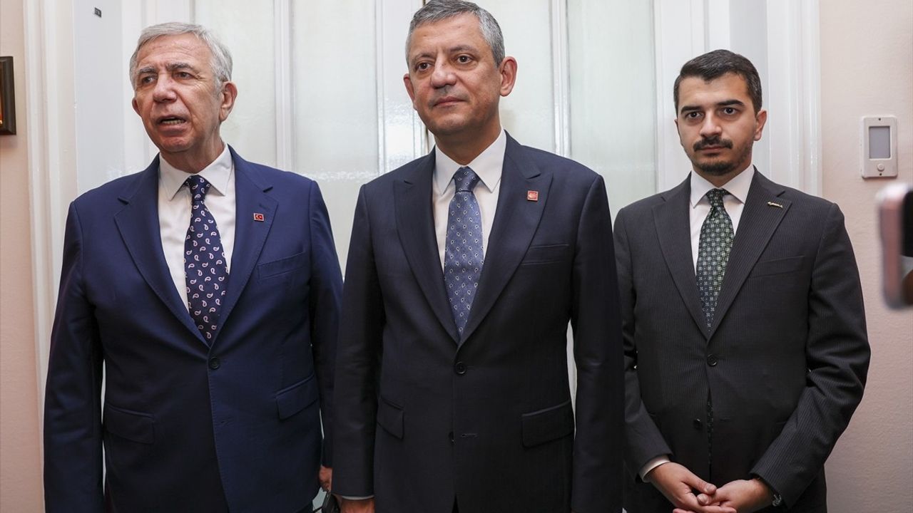CHP Genel Başkanı Özgür Özel ve ABB Başkanı Mansur Yavaş'tan Önemli Açıklamalar