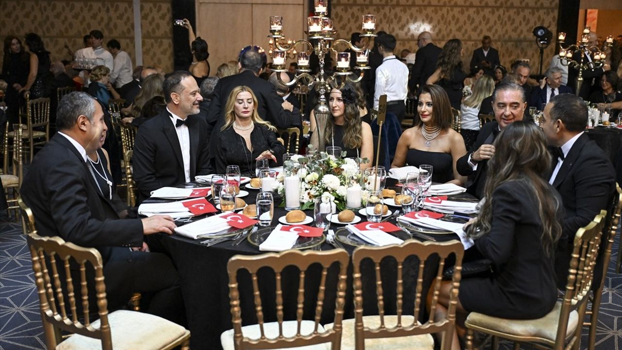 Cumhuriyet Balosu Başkent'te Gerçekleşti