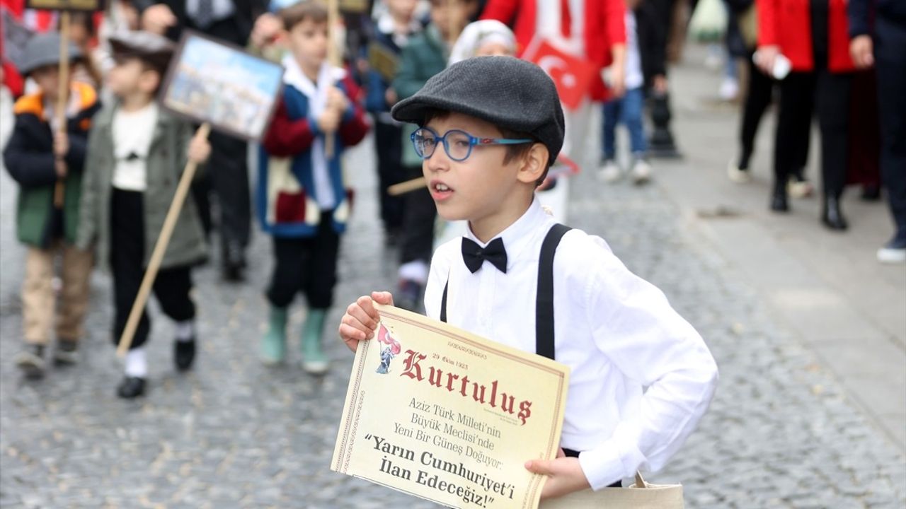 Cumhuriyet'in 102. Yıl Dönümü Kırklareli'nde Coşkuyla Kutlandı