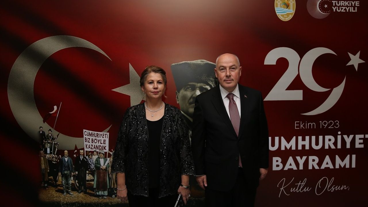 Denizli'de 29 Ekim Cumhuriyet Bayramı Coşkusu