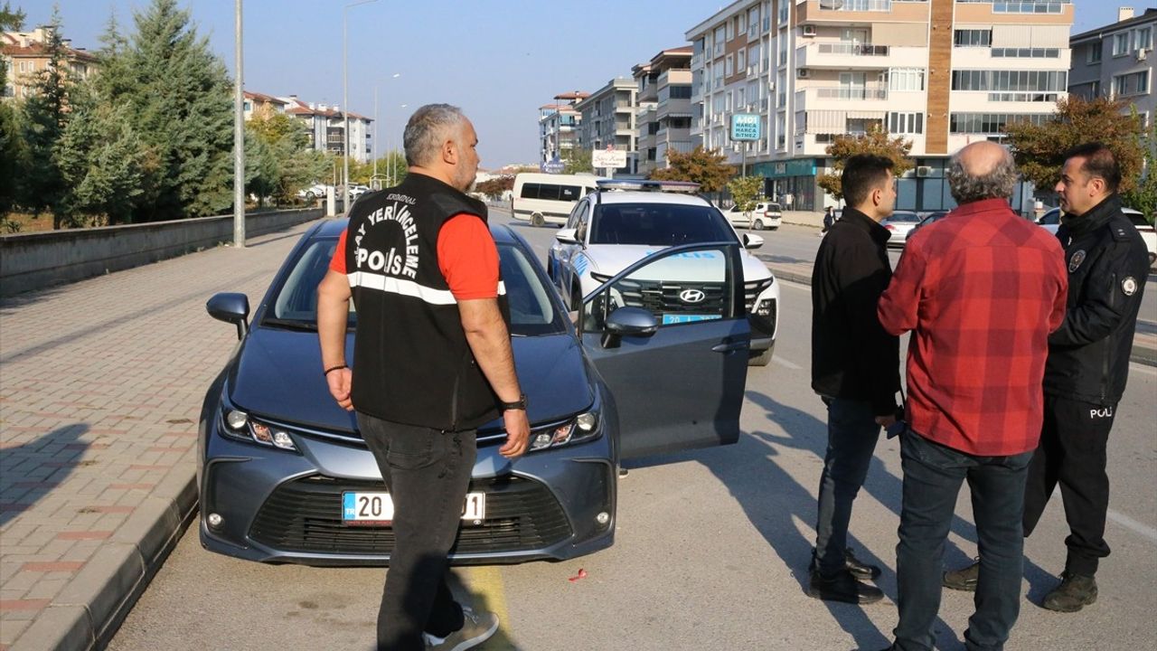 Denizli'de Okul Müdürü Silahlı Saldırıya Uğradı