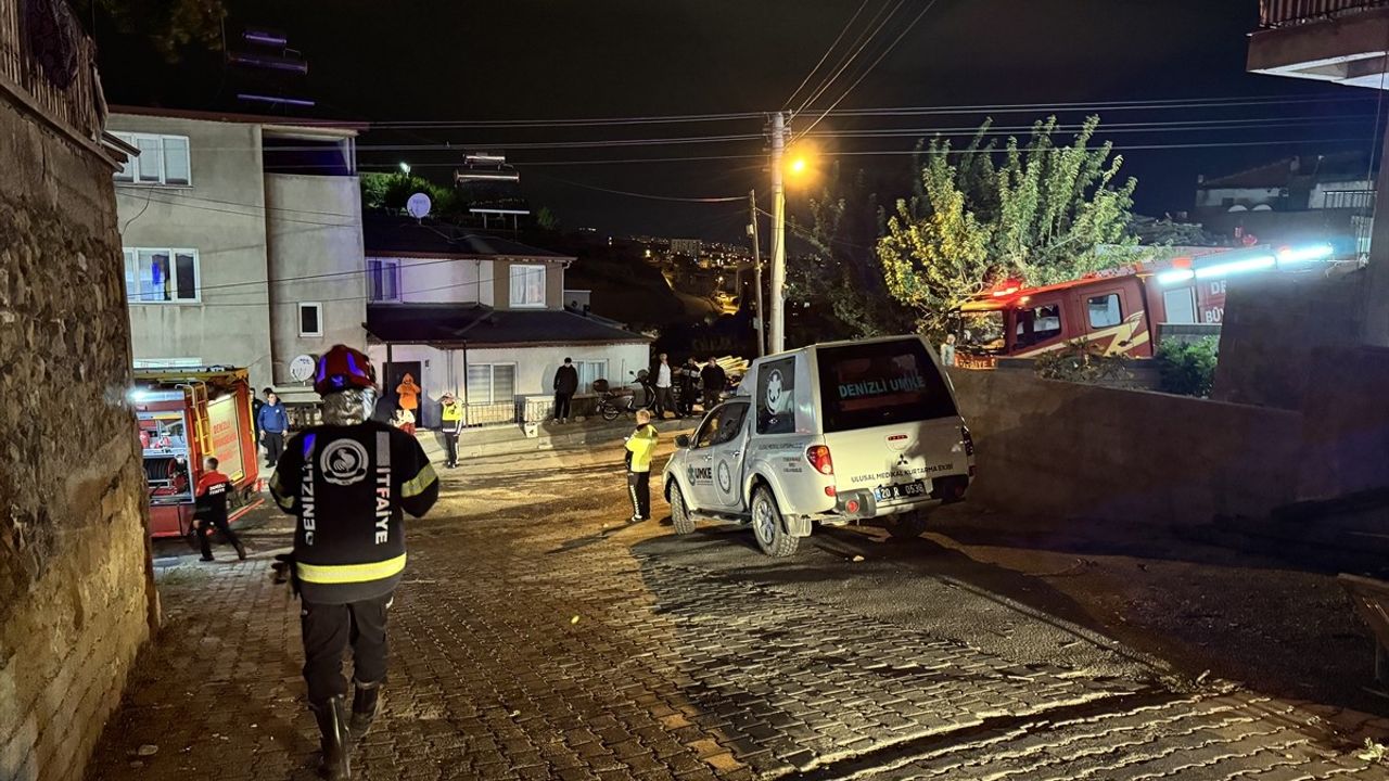 Denizli'de Tavan Çöktü, 6 Yaralı