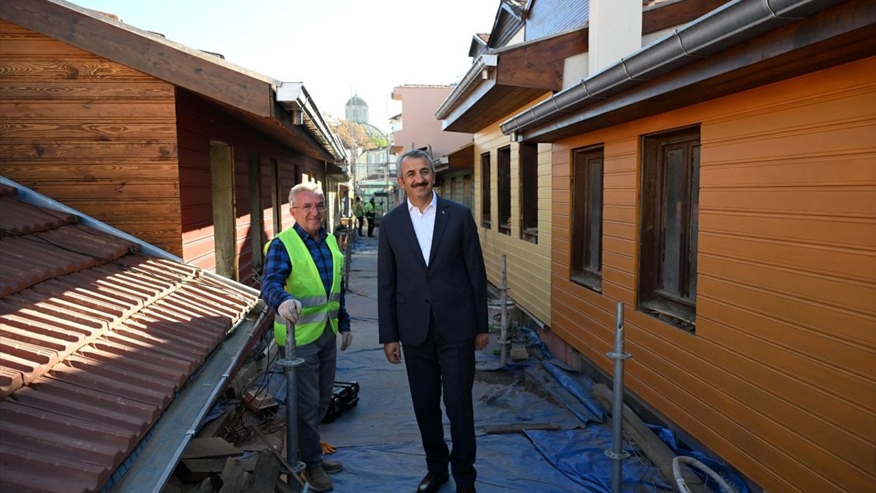 Edirne'de Dar Çarşı Restorasyonu Devam Ediyor