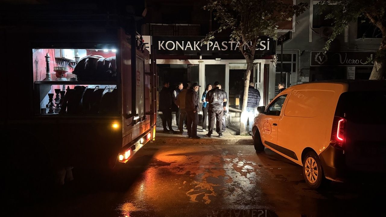Edirne'deki Pastanede Yangın Paniği