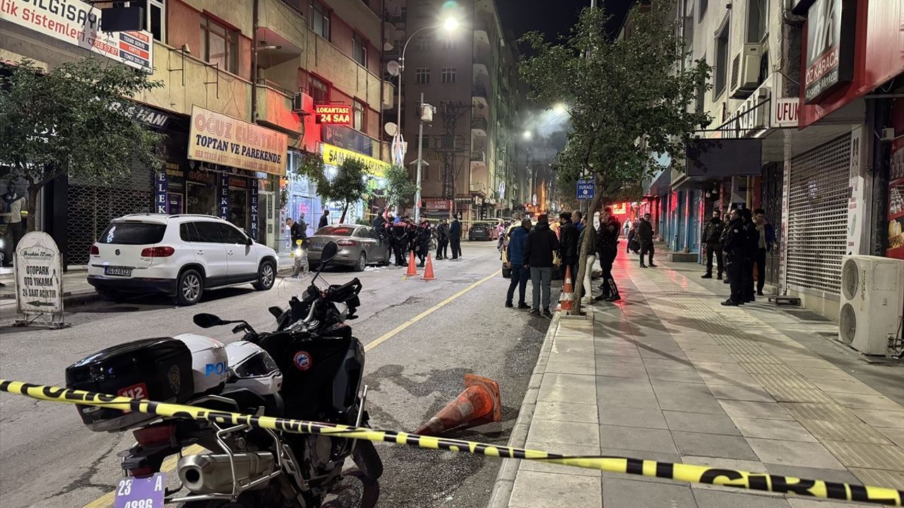 Elazığ'da Silahlı Kavga: 3 Yaralı