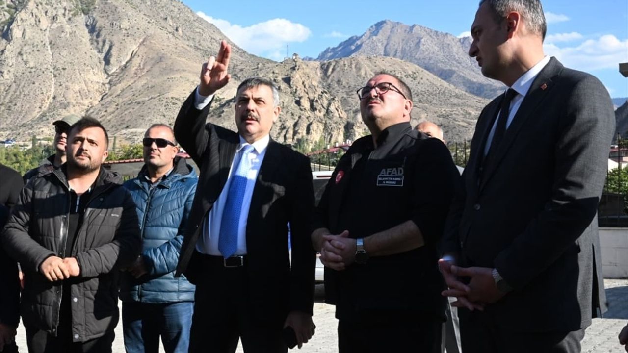 Erzurum Valisi Çiftçi, Tortum ve Uzundere'de İncelemelerde Bulundu