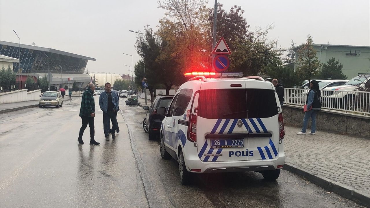 Eskişehir'de Silahlı Saldırı: Kendini İhbar Etti