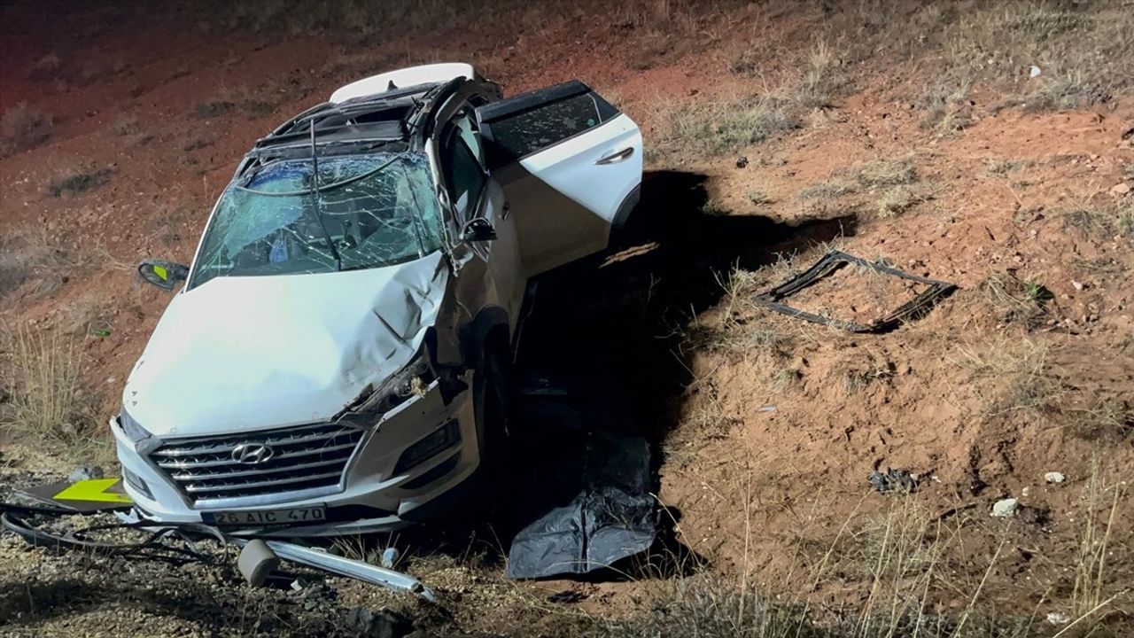 Eskişehir'deki Trafik Kazasında Bir Ölü, Dört Yaralı