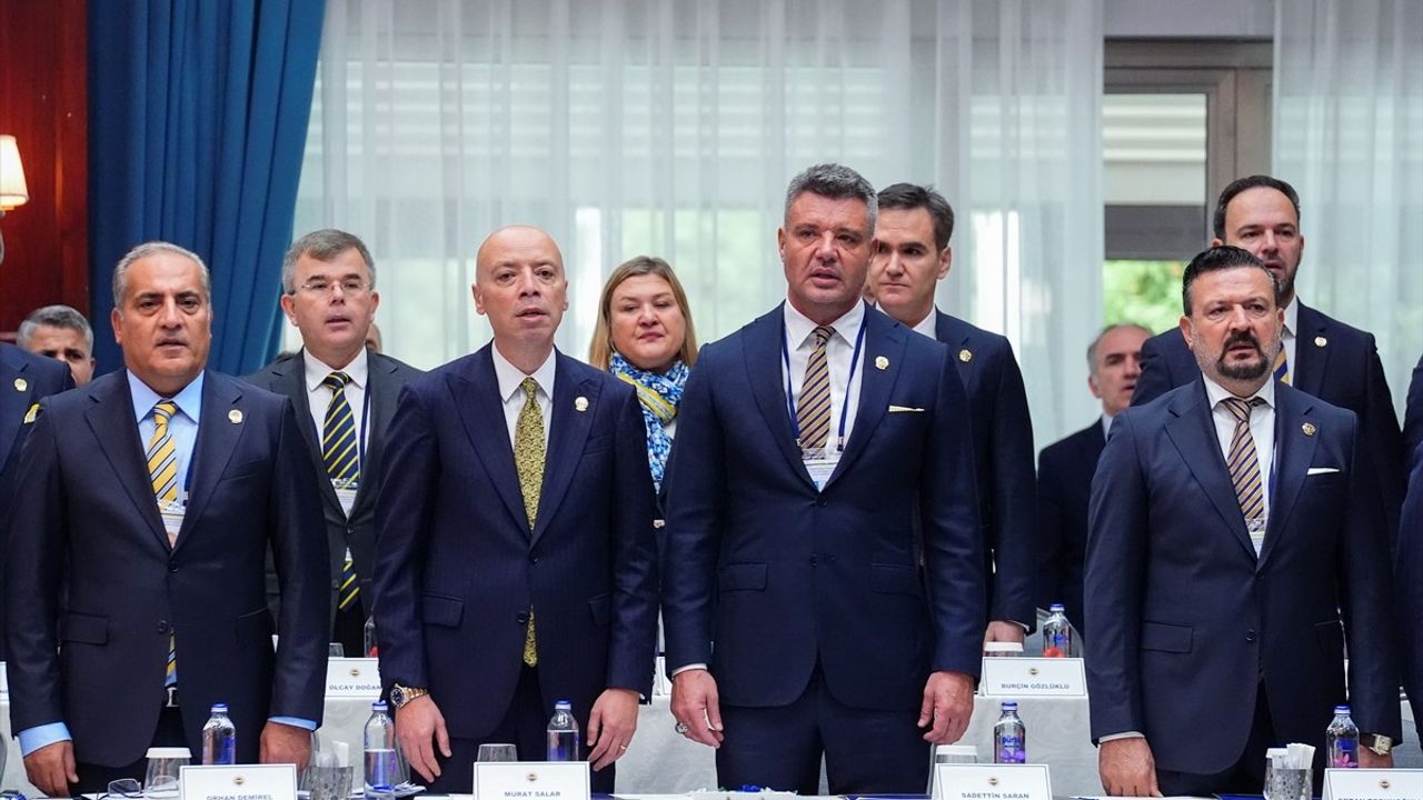 Fenerbahçe Yüksek Divan Kurulu Toplantısı Gerçekleşti