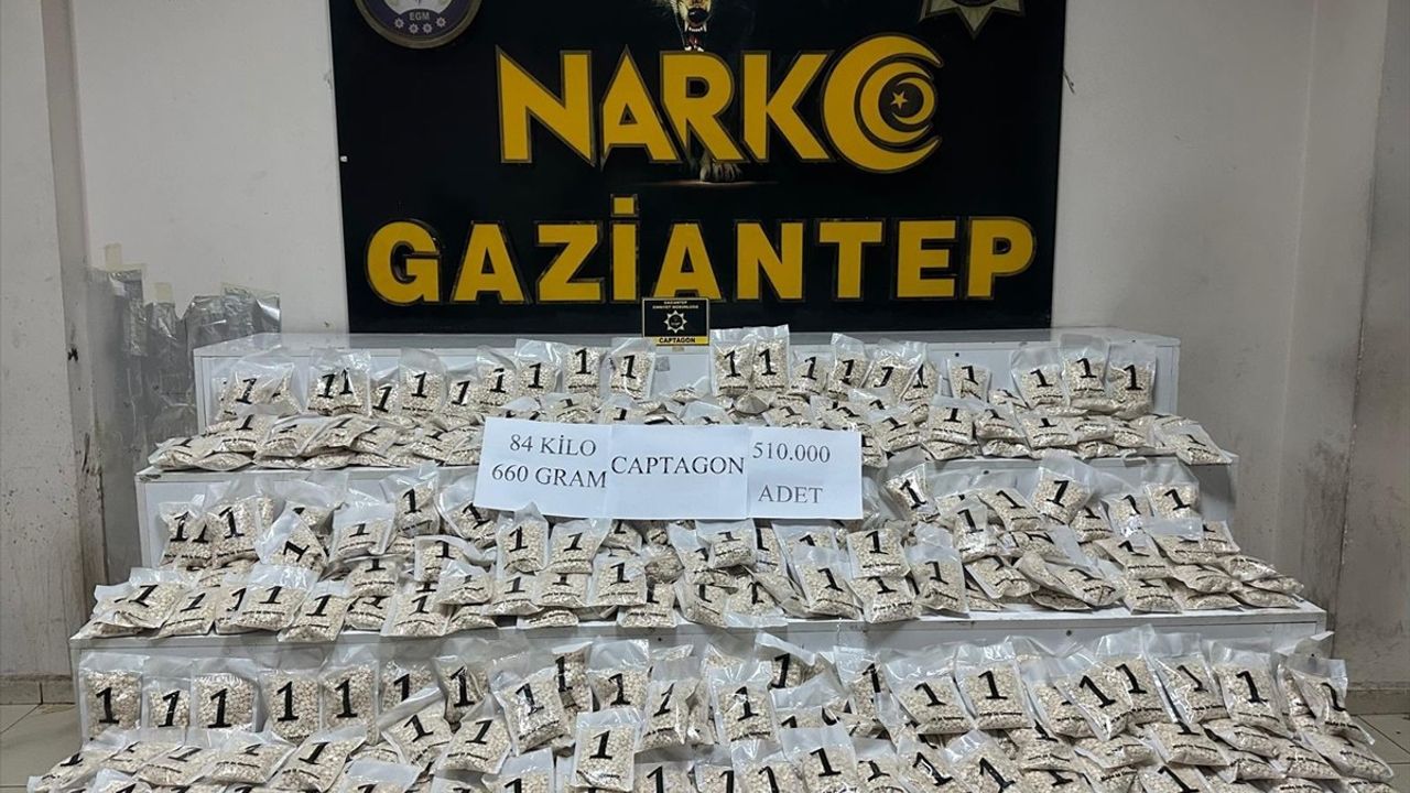 Gaziantep'te 510 Bin Uyuşturucu Hap Ele Geçirildi