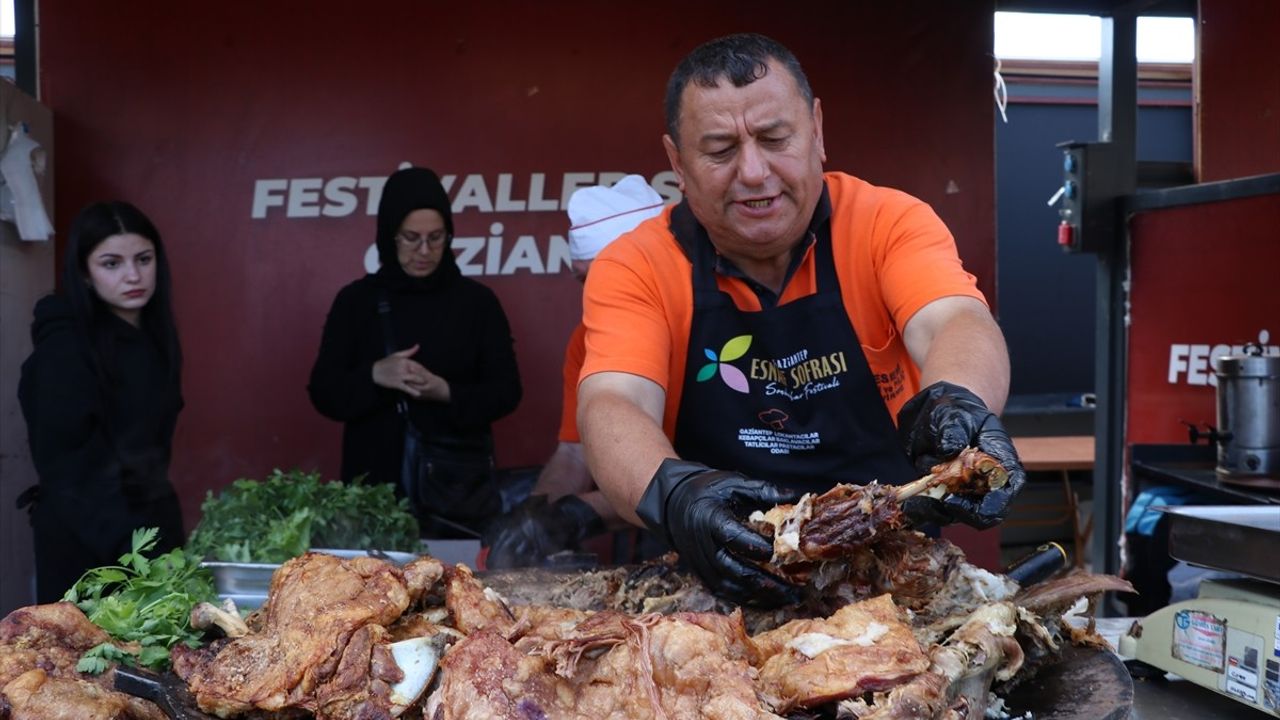 Gaziantep'te 'Esnaf Sofrası Sonbahar Festivali' Coşkusu Başladı