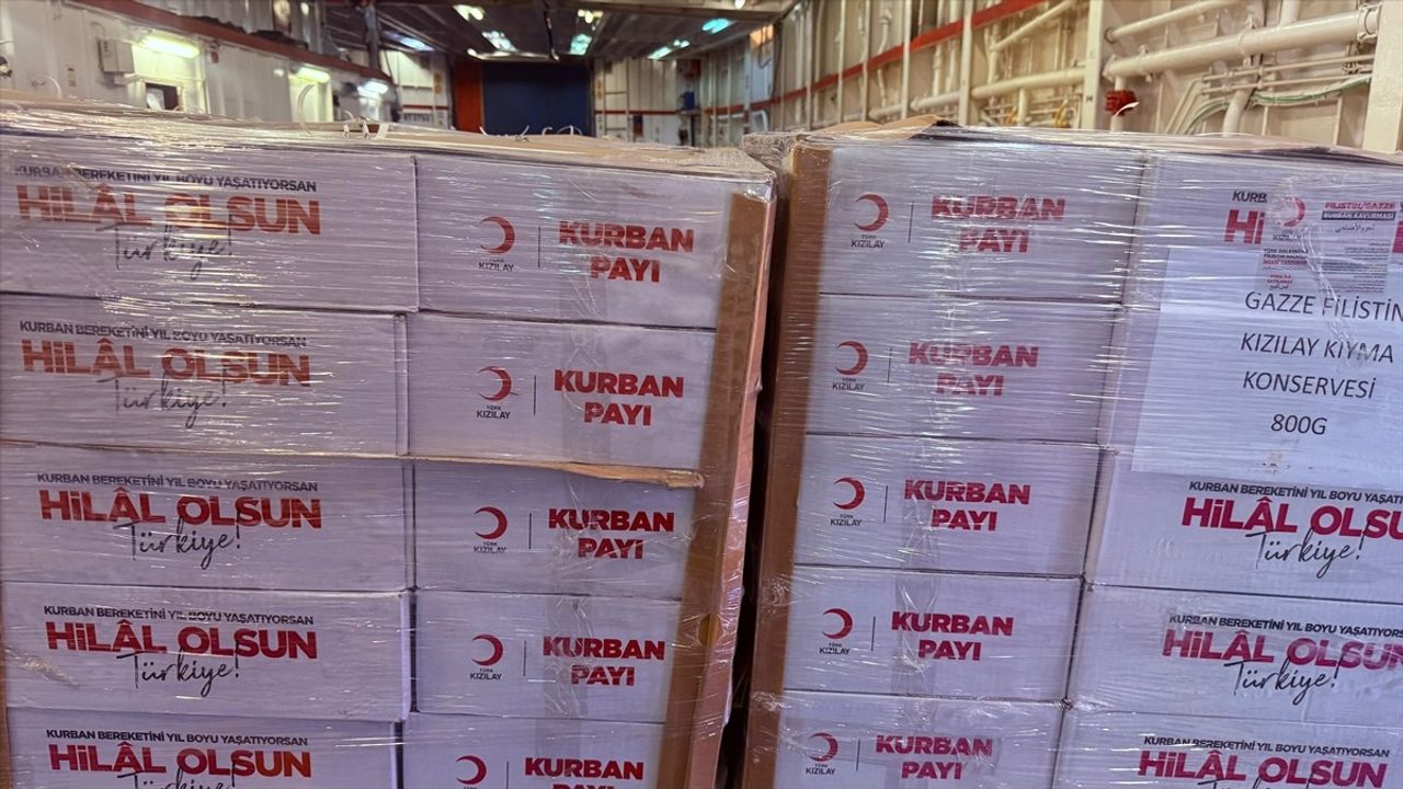Gazze'ye İnsani Yardım Gönderen 17. "İyilik Gemisi" Yola Çıkıyor
