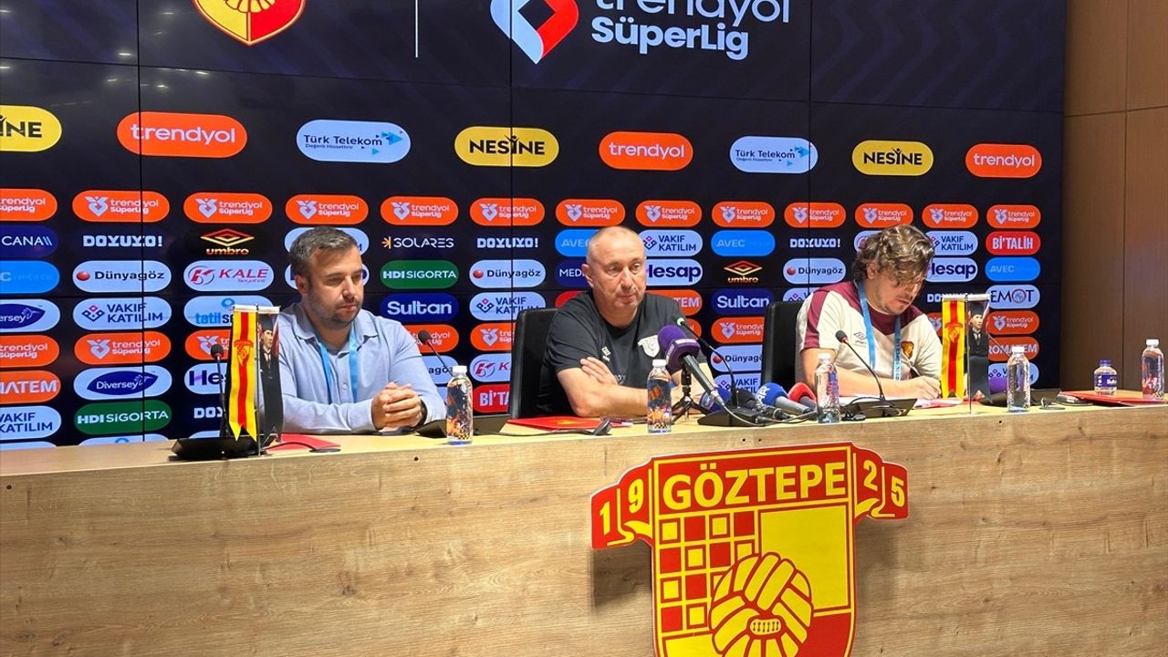 Göztepe Teknik Direktörü Stoilov Maç Sonrası Açıklamalarda Bulundu