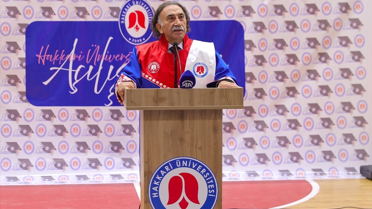 Hakkari Üniversitesi'nde Filistin Temalı Açılış Töreni