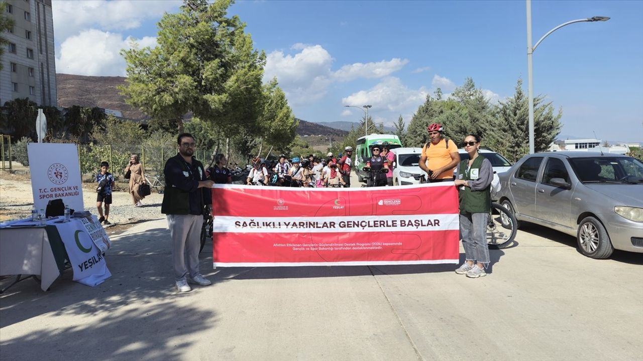 Hatay'da Gençler İçin Sağlıklı Yarınlar Projesi Bisiklet Turu Düzenlendi