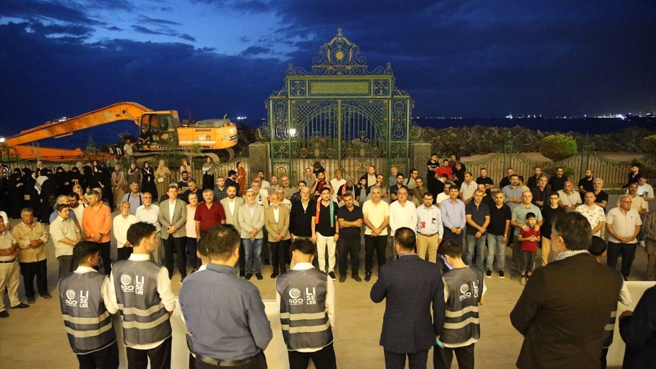 Hatay'da İsrail'in Küresel Sumud Filosu'na Saldırısı Protesto Edildi