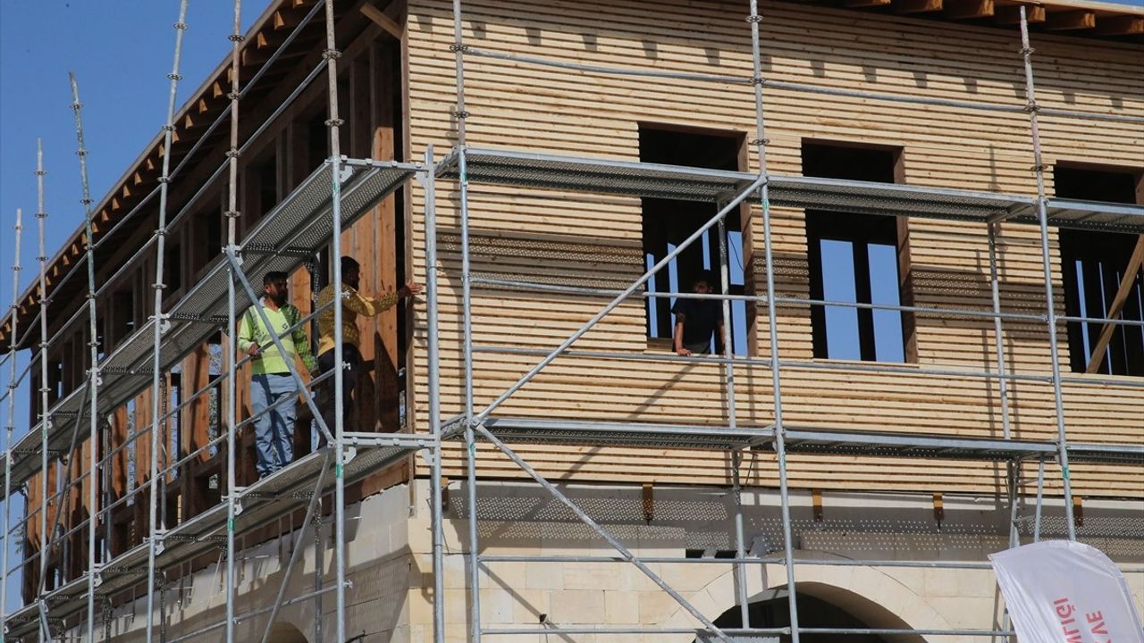 Hatay'da Konut Müjdesi: Bakan Kurum 453 Bin Yuvalık Projeyi Değerlendirdi