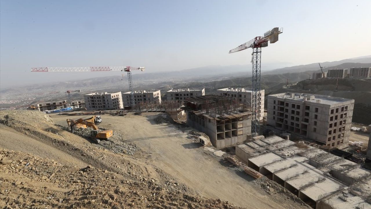 Hatay'da Yeni Yaşam Alanları İnşa Ediliyor