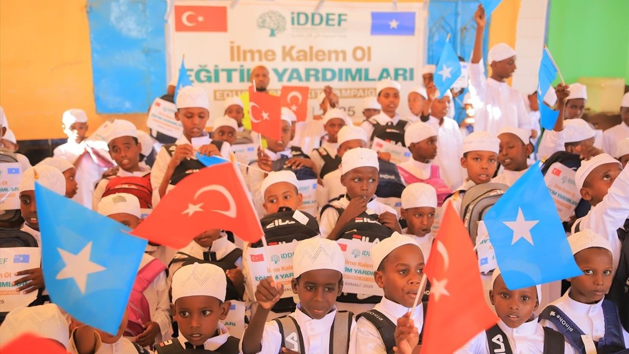 İDDEF'ten Mazlum Coğrafyalara Eğitim Desteği