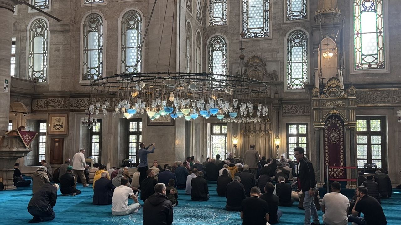 İstanbul'un Kurtuluşu için Hatim Programı Düzenlendi