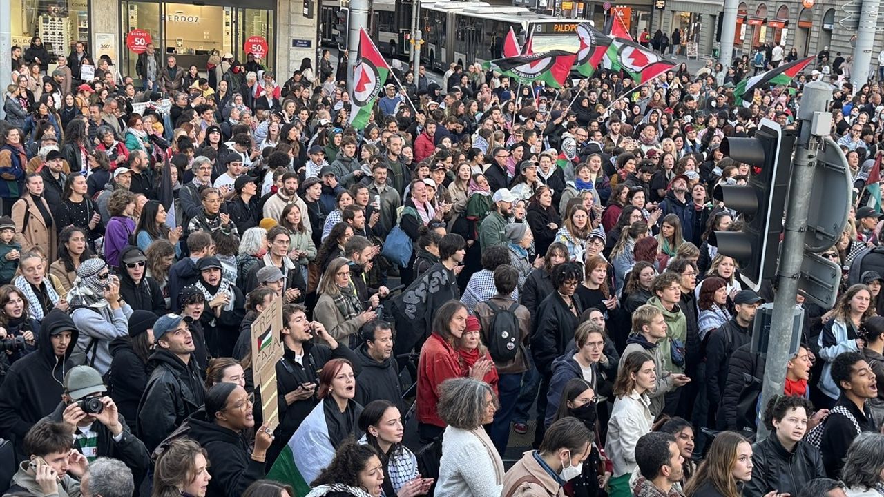 İsviçre'de Küresel Sumud Filosu'na Yönelik Protestolar