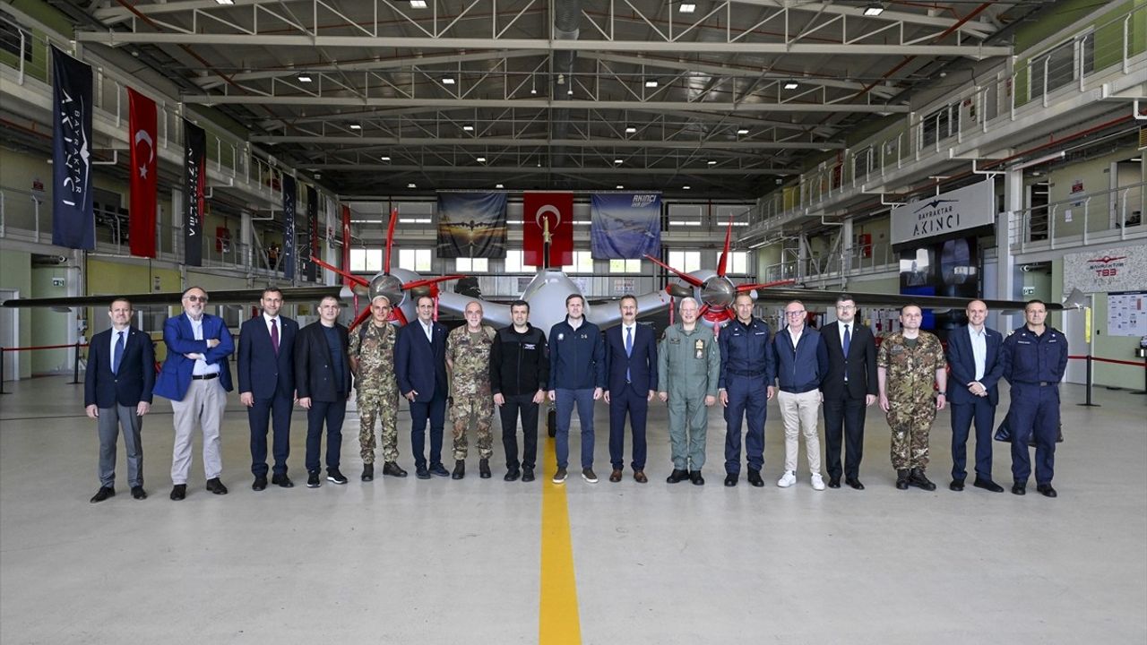 İtalya Savunma Bakanlığı Heyeti Baykar'ı Ziyaret Etti