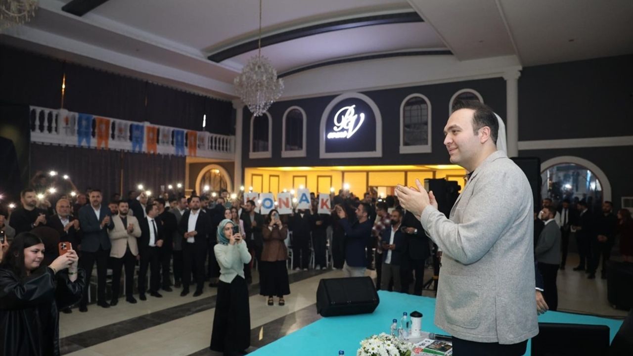 İzmir'de Gençlik Buluşması: İbiş Gençlere Seslendi