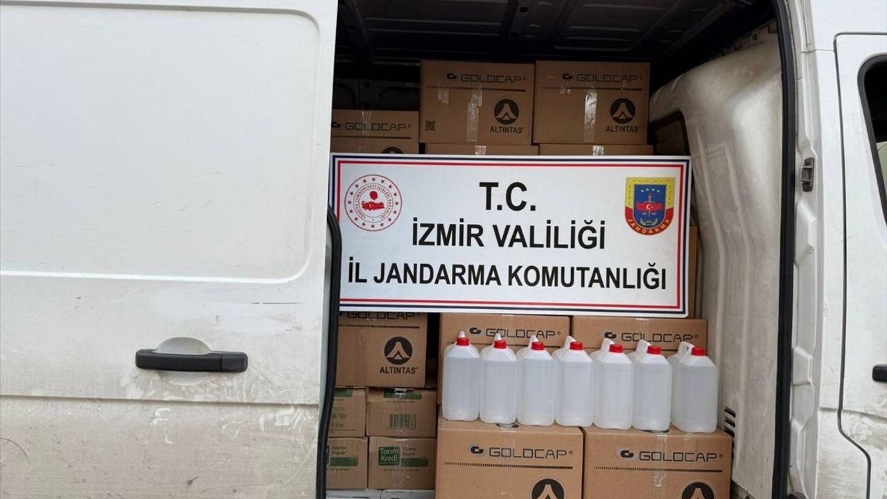 İzmir'de Kaçak Alkole Geçit Yok