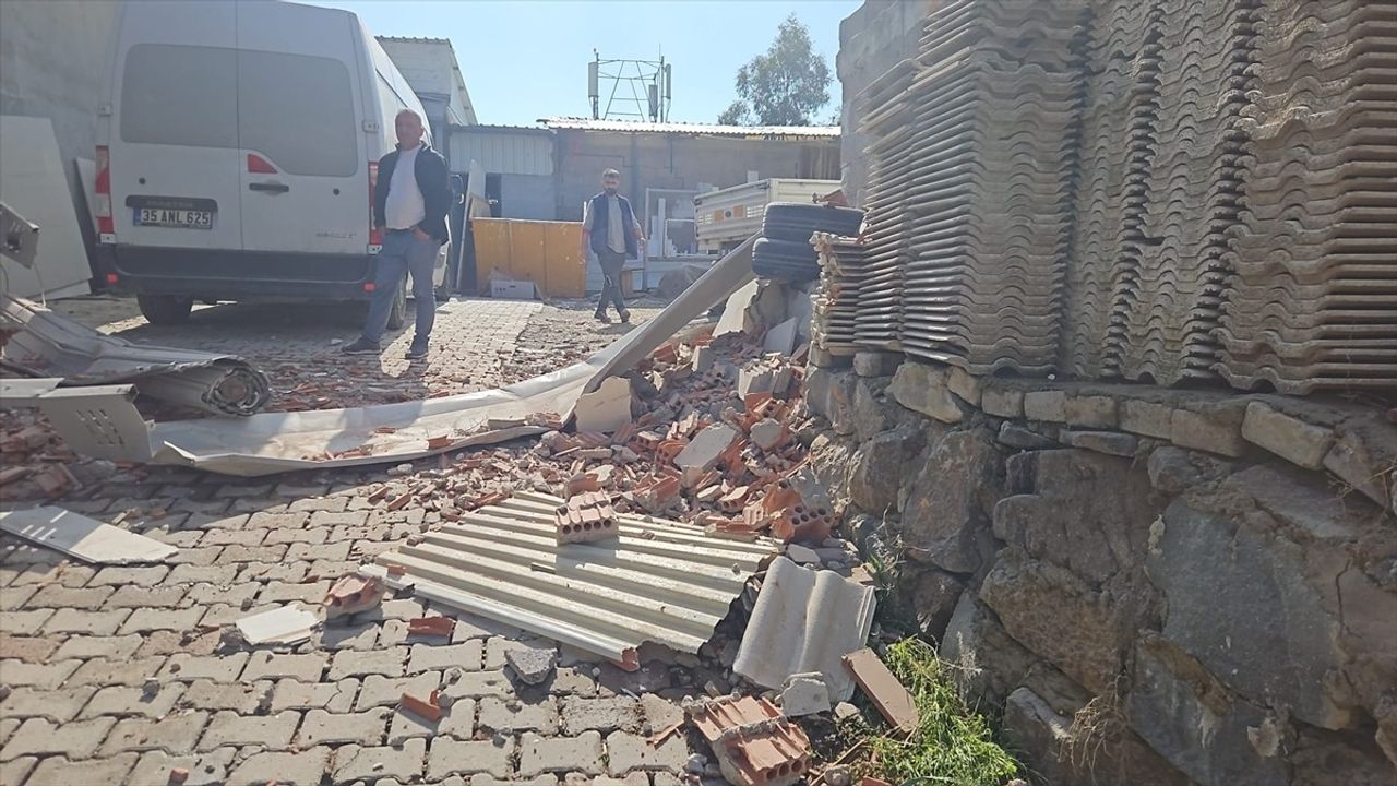 İzmir'de Patlama: 1 Yaralı
