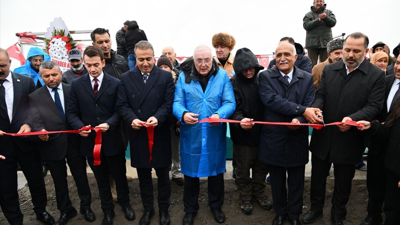 Karaçay Kanyonu'nda Seyir Terası Açıldı