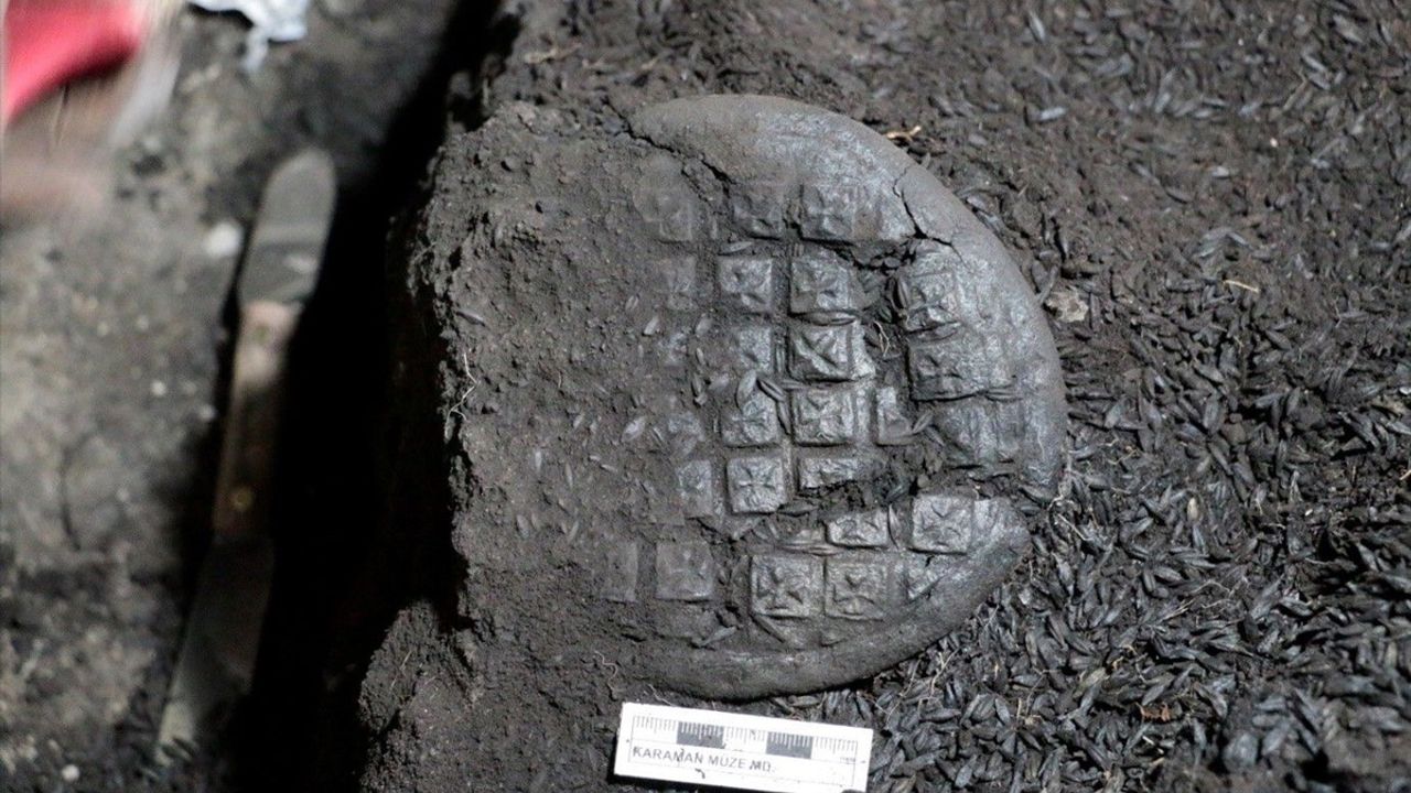 Karaman'da Bulunan 2000 Yıllık Ekmekler İlgili Açıklama Yapıldı