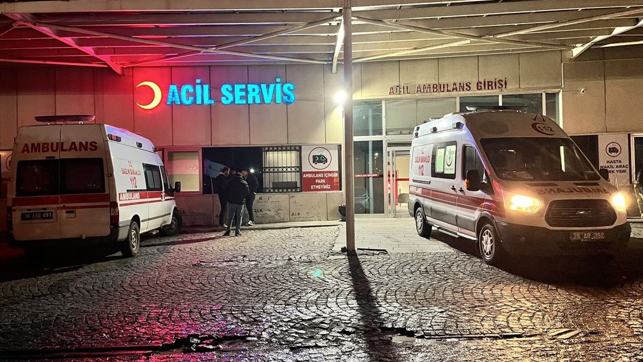 Kars'ta Baba Kazaen Oğlunu Vurdu