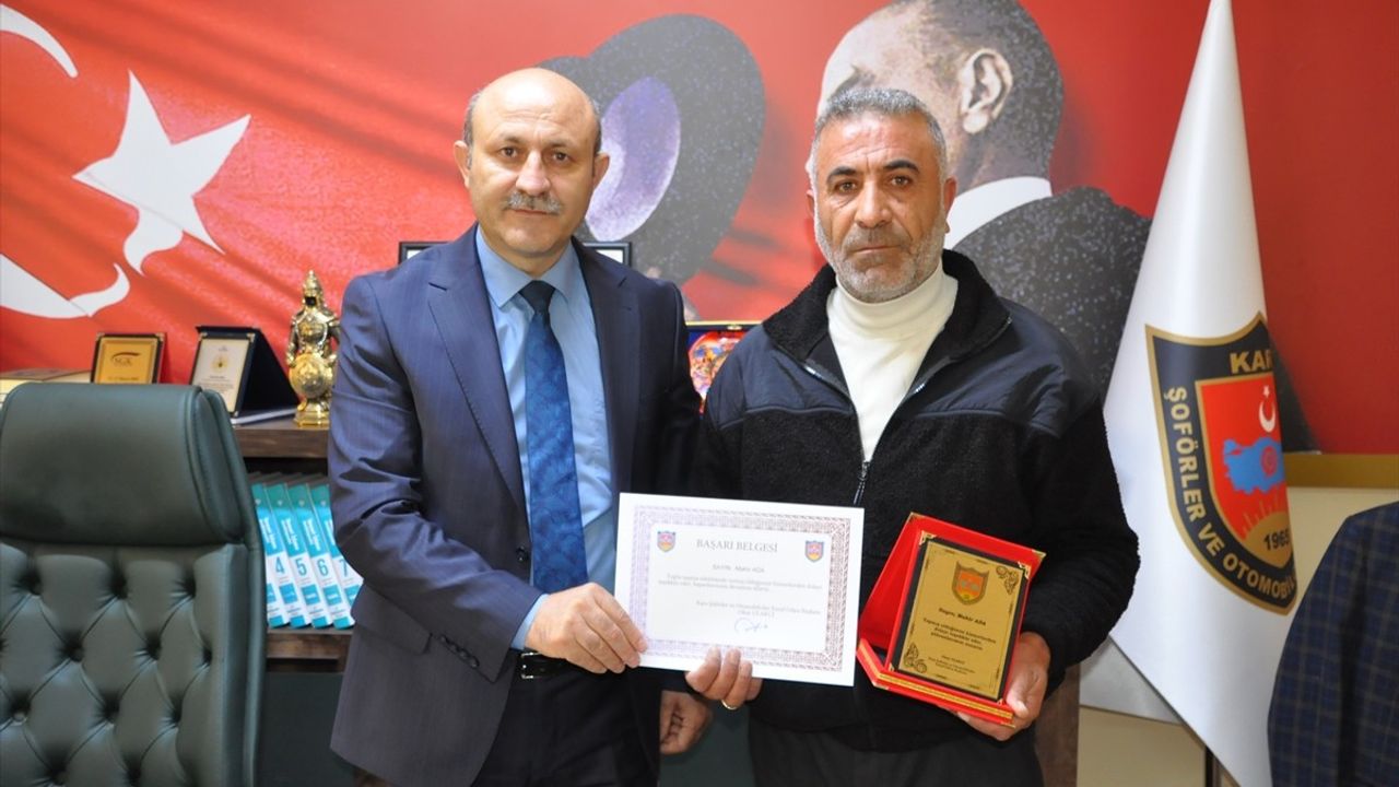 Kars'ta Dolmuş Şoförüne Kahramanlık Ödülü