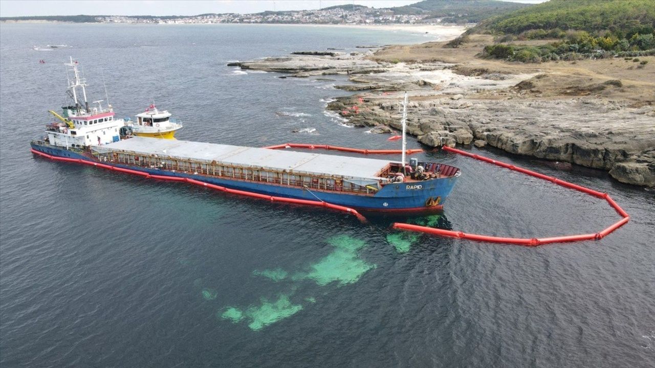 Kocaeli'deki Kuru Yük Gemisi İçin Kurtarma Çalışmaları Başlıyor