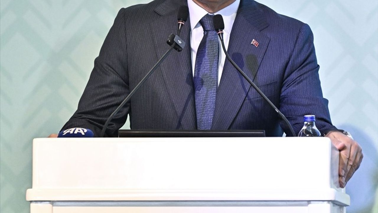 Kültür ve Turizm Bakanı Ersoy Verona Forumu'nda Turizmin Önemi Üzerine Konuştu