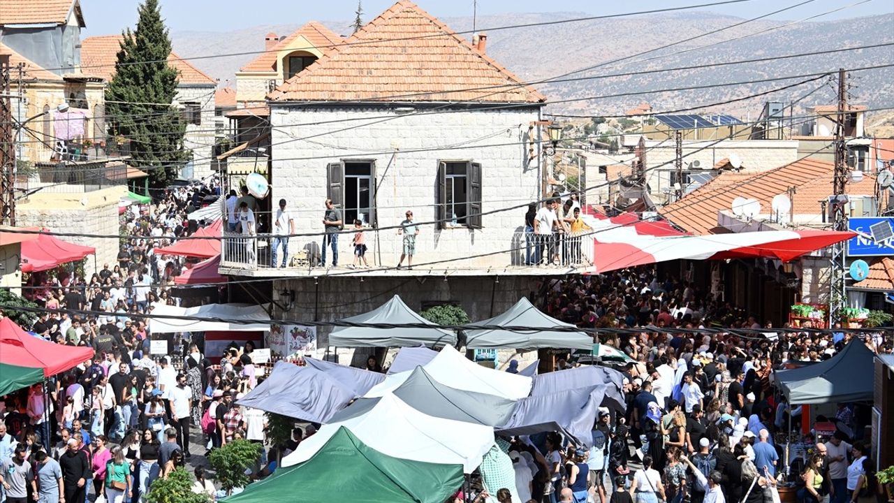 Lübnan'da Pekmez Festivali: Direnişin ve Umudun Sembolü