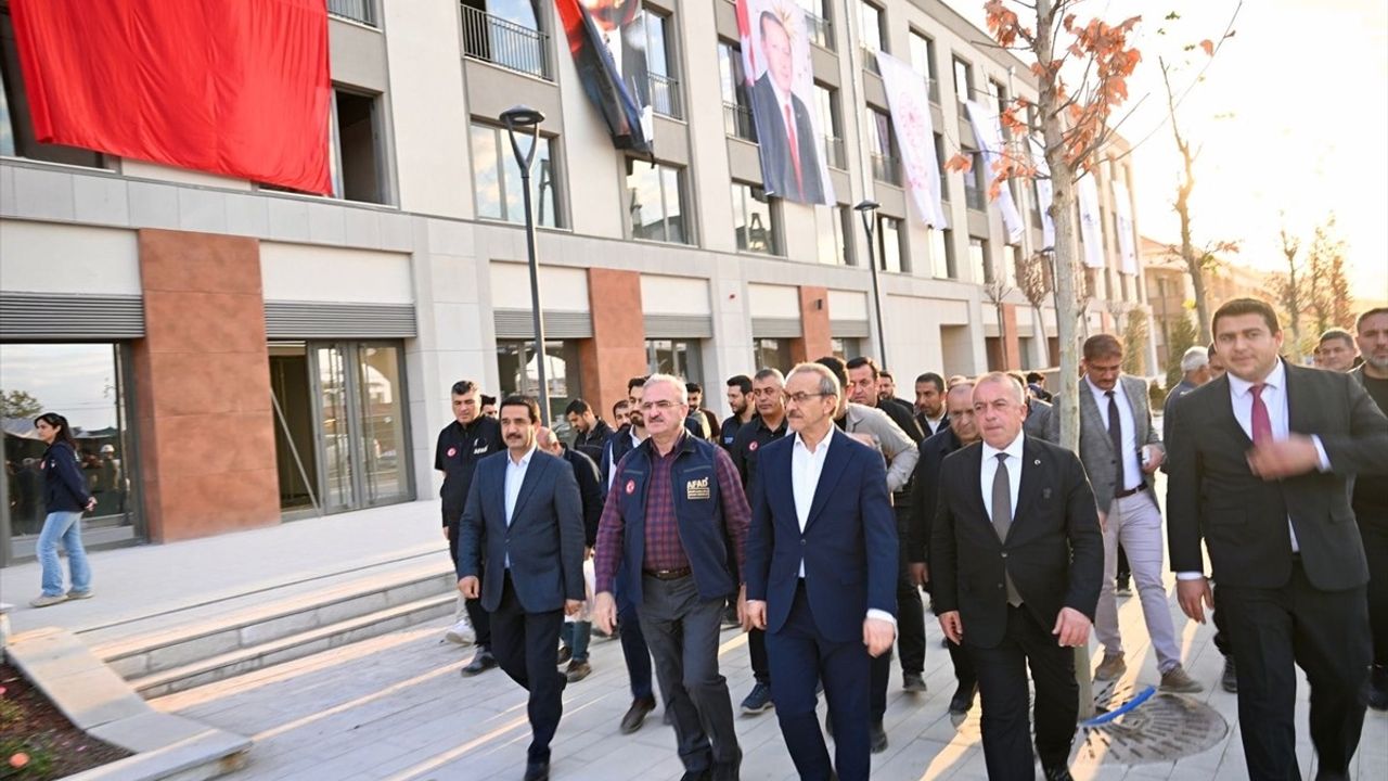 Malatya'da Deprem Konutları İncelemesi