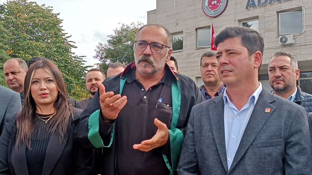 Marmaris'te Başkan Ünlü ve Diğer Sanıkların Duruşması Başladı
