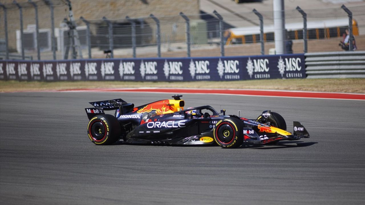 Max Verstappen, ABD Grand Prix'sini Kazandı