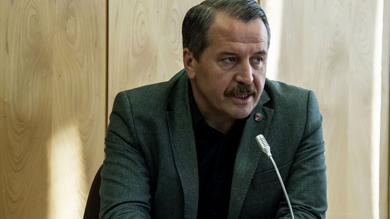 Memur-Sen Genel Başkanı Yalçın'dan Tahran Ziyareti