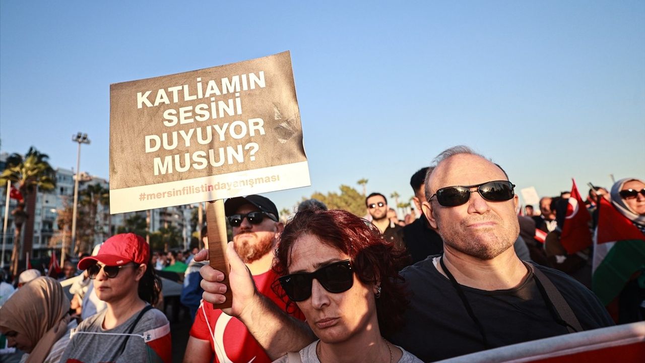 Mersin ve Hatay'da Filistin'e Destek Etkinlikleri Düzenlendi