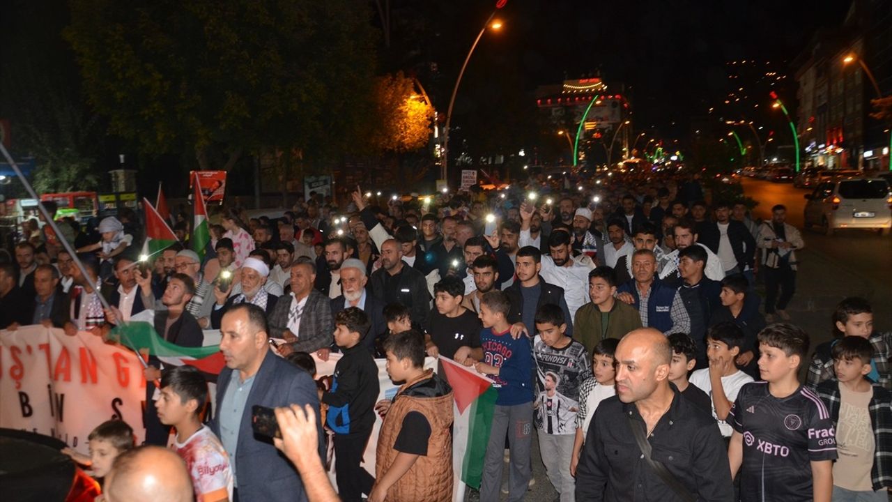 Muş'ta Gazze'ye Yönelik Saldırılara Tepki Gösterildi