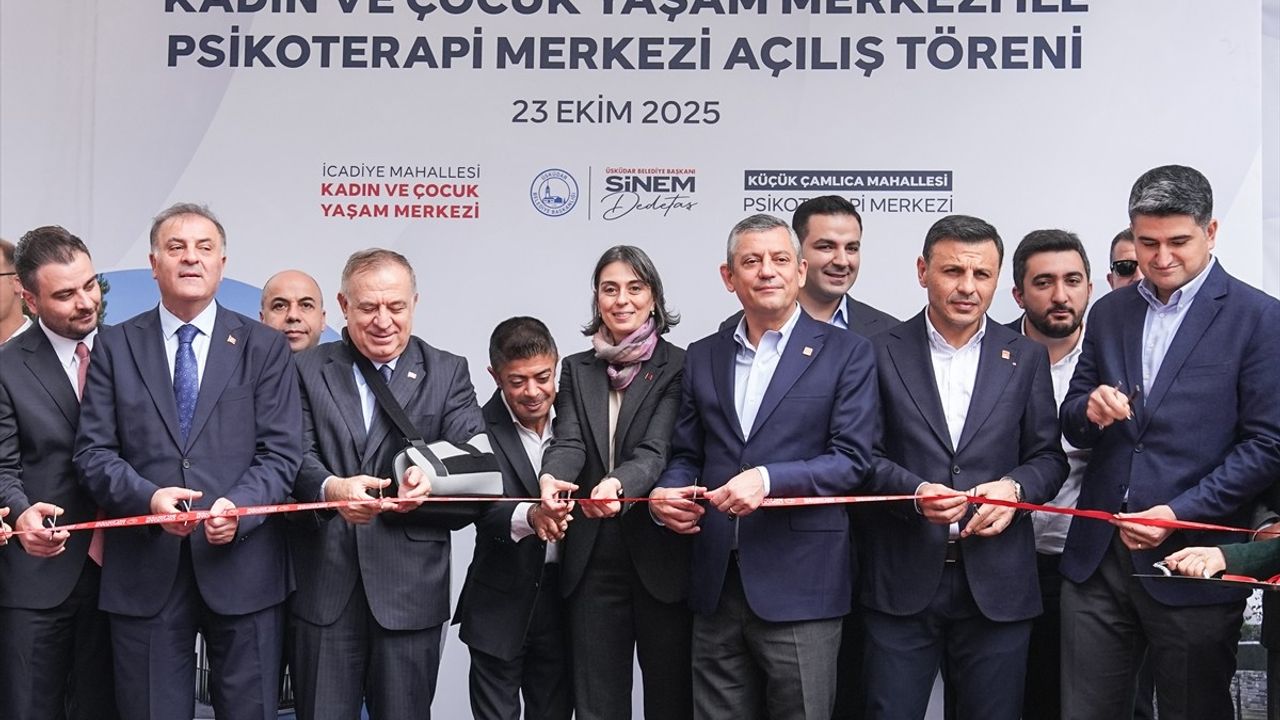 Özgür Özel'den Üsküdar'da Kadın ve Çocuk Yaşam Merkezi Açılışında Önemli Açıklamalar