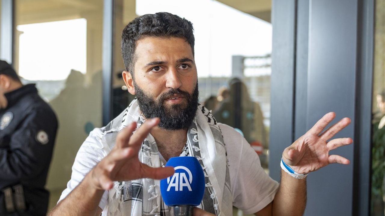 Özgürlük Filosu Aktivistleri İstanbul'a Döndü: Barış ve Direniş Vurgusu