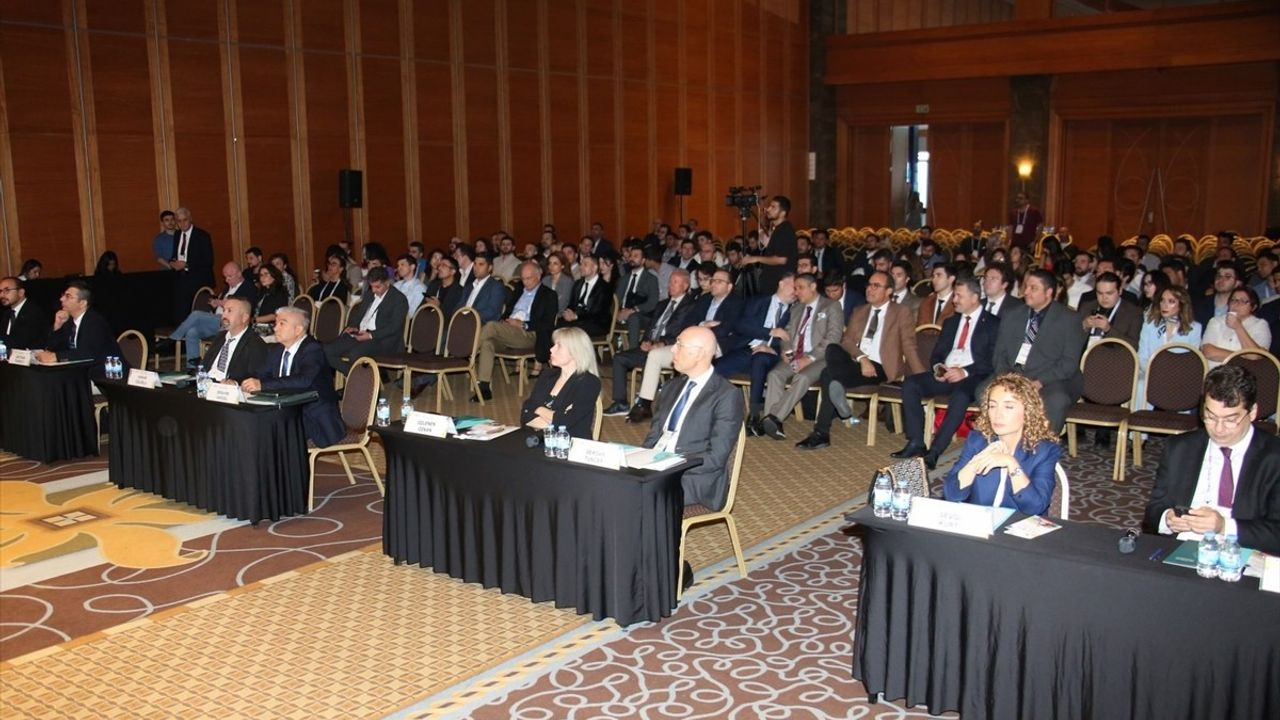 Plastik Cerrahi Alanında Yeni Ufuklar: Antalya'da Ulusal Kurultay