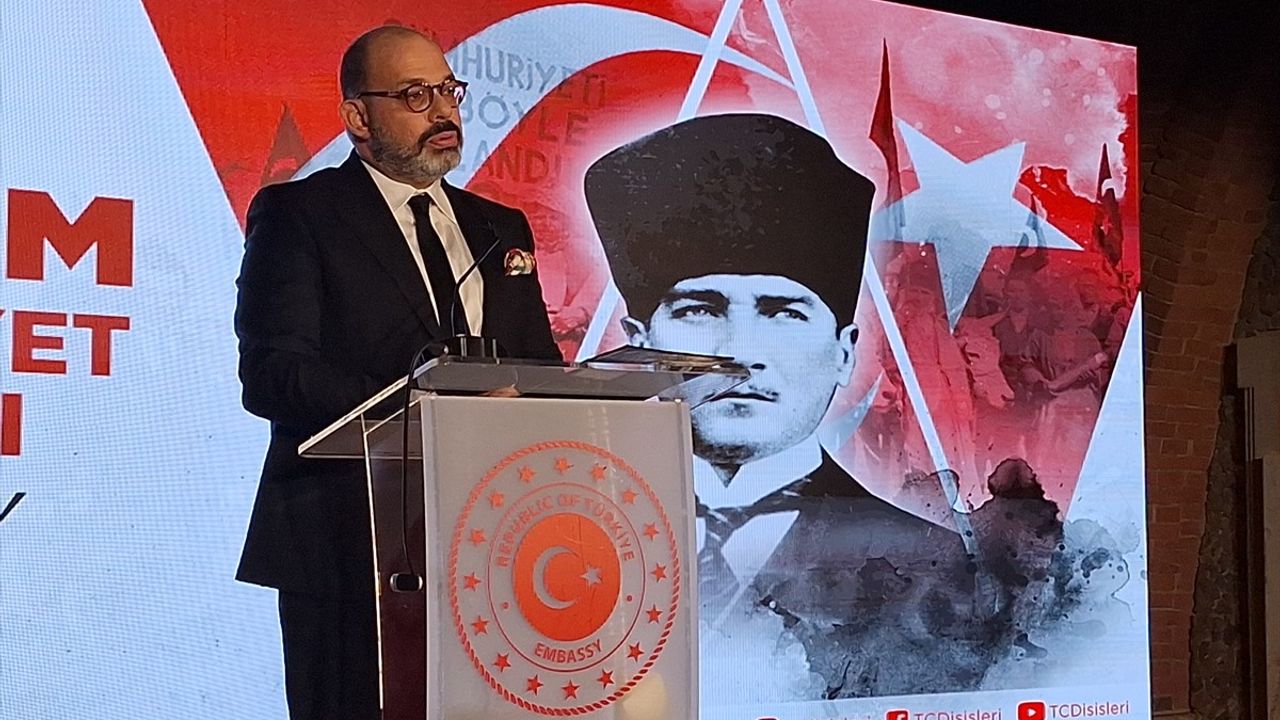 Polonya'da Türkiye Cumhuriyeti'nin 102. Yıl Dönümü Kutlandı