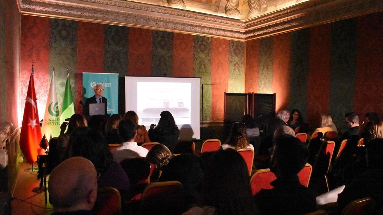 Roma'da Levanten ve İtalyan Mimarların Faaliyetleri Konferansı