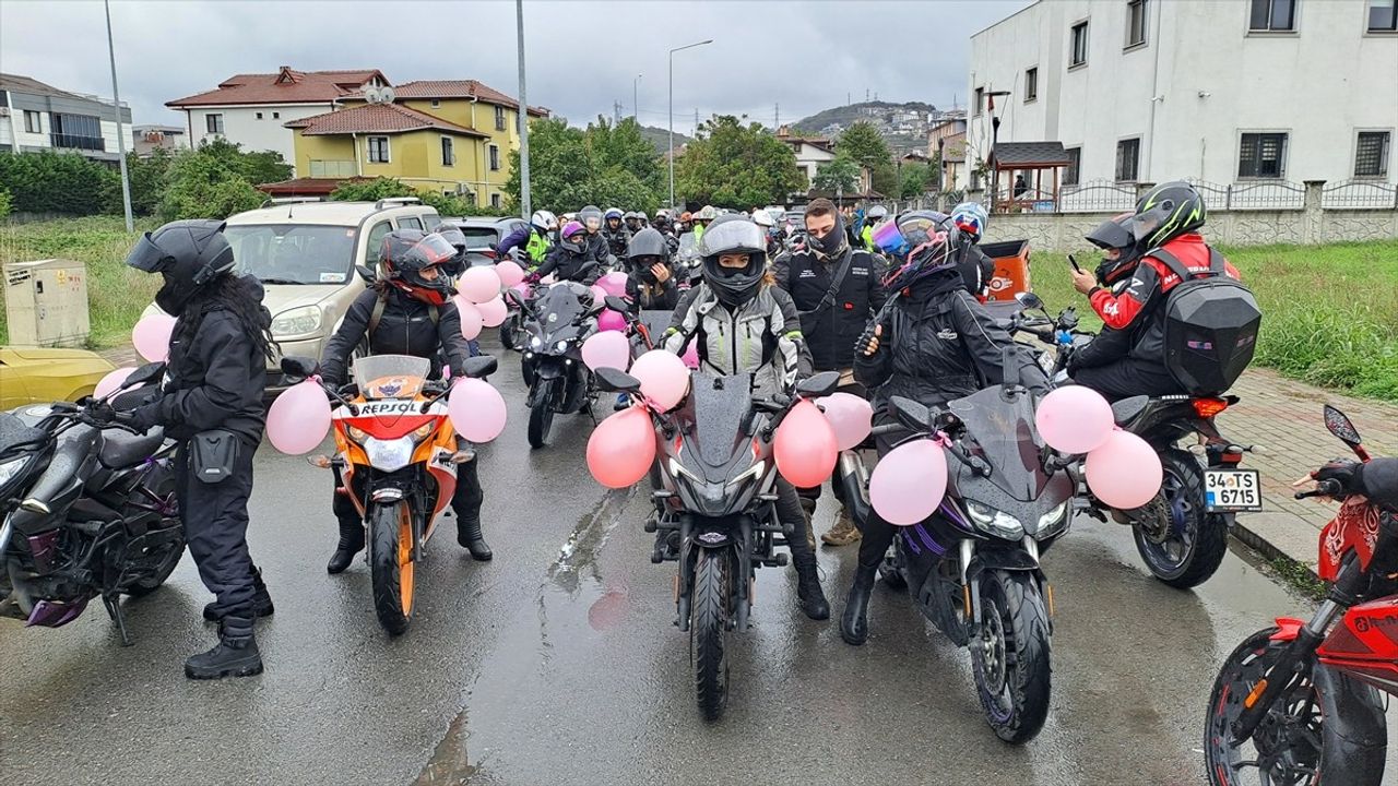 Sakarya'dan Meme Kanseri Farkındalığı için Motosiklet Turu