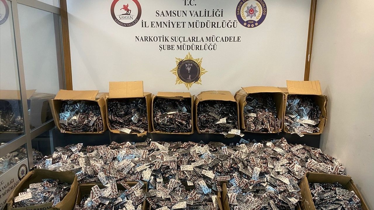 Samsun'da 215 Bin Uyuşturucu Hap Ele Geçirildi