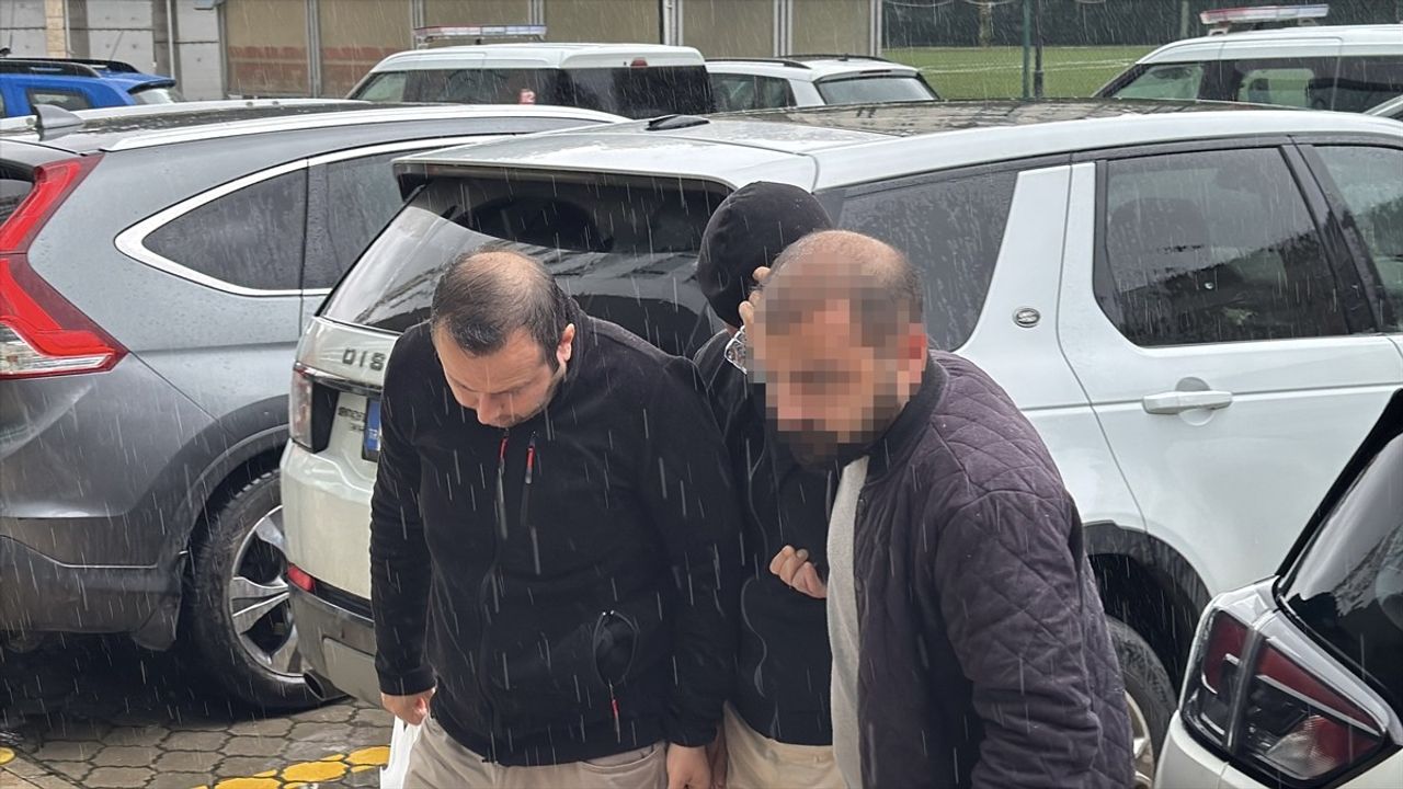Samsun'da FETÖ Operasyonu: 2 Zanlı Adliyeye Sevk Edildi